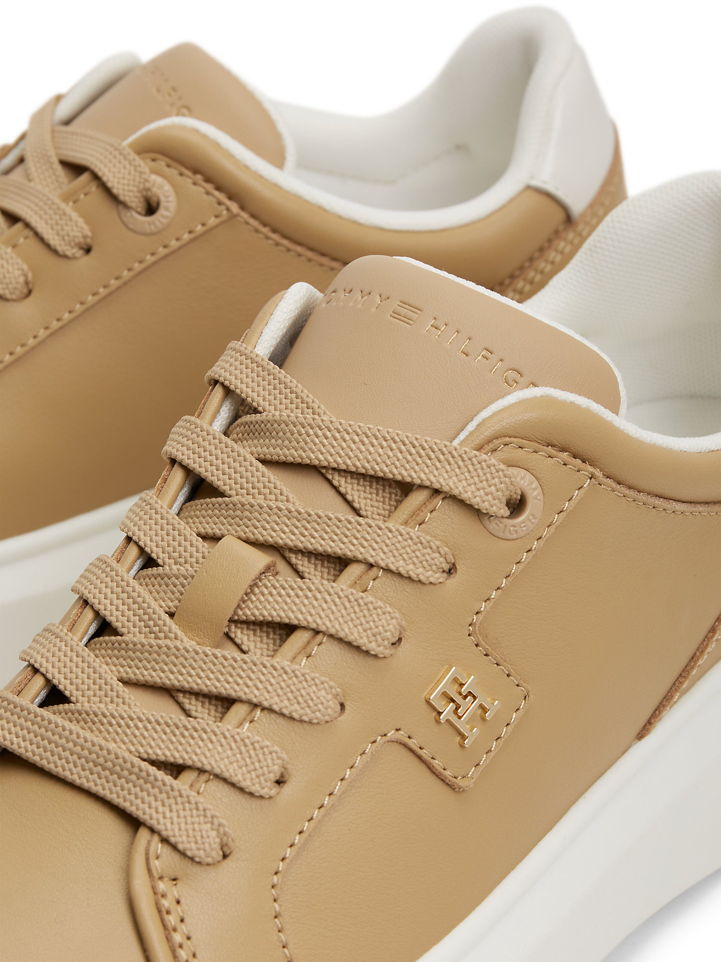 Baskets basses TOMMY HILFIGER en marron