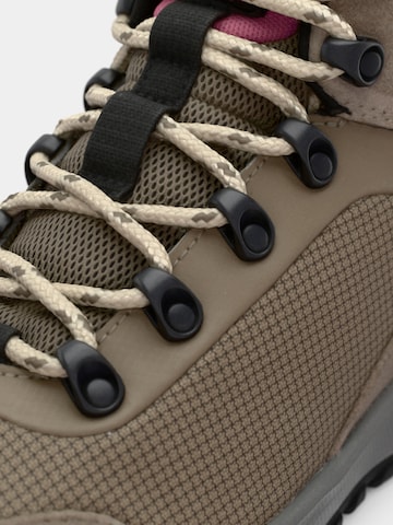 COLUMBIA Nízke čižmy 'BURNSIDER' - Hnedá