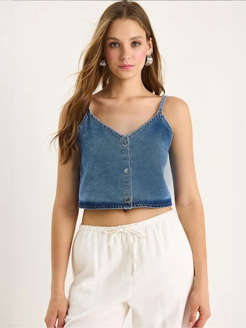 Top di Bianco Lucci in blu