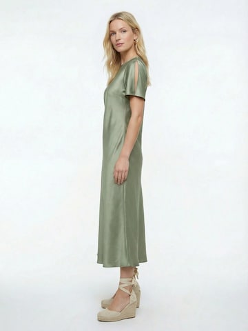 Guido Maria Kretschmer Women Šaty 'Miley' – zelená