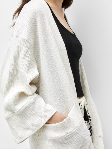 Kimono Pull&Bear en beige