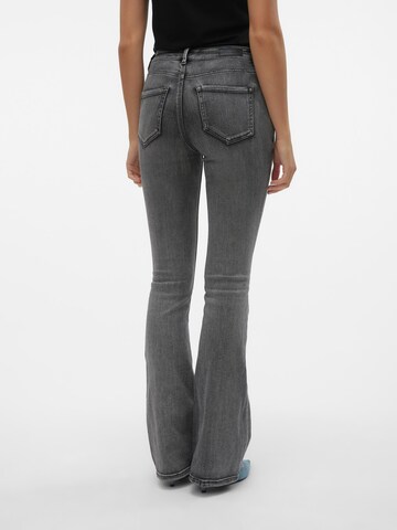 VERO MODA Flared Jeans 'FLASH' in Grey