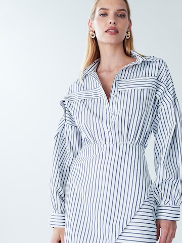 BWLDR Skjortklänning 'Eva' i blå