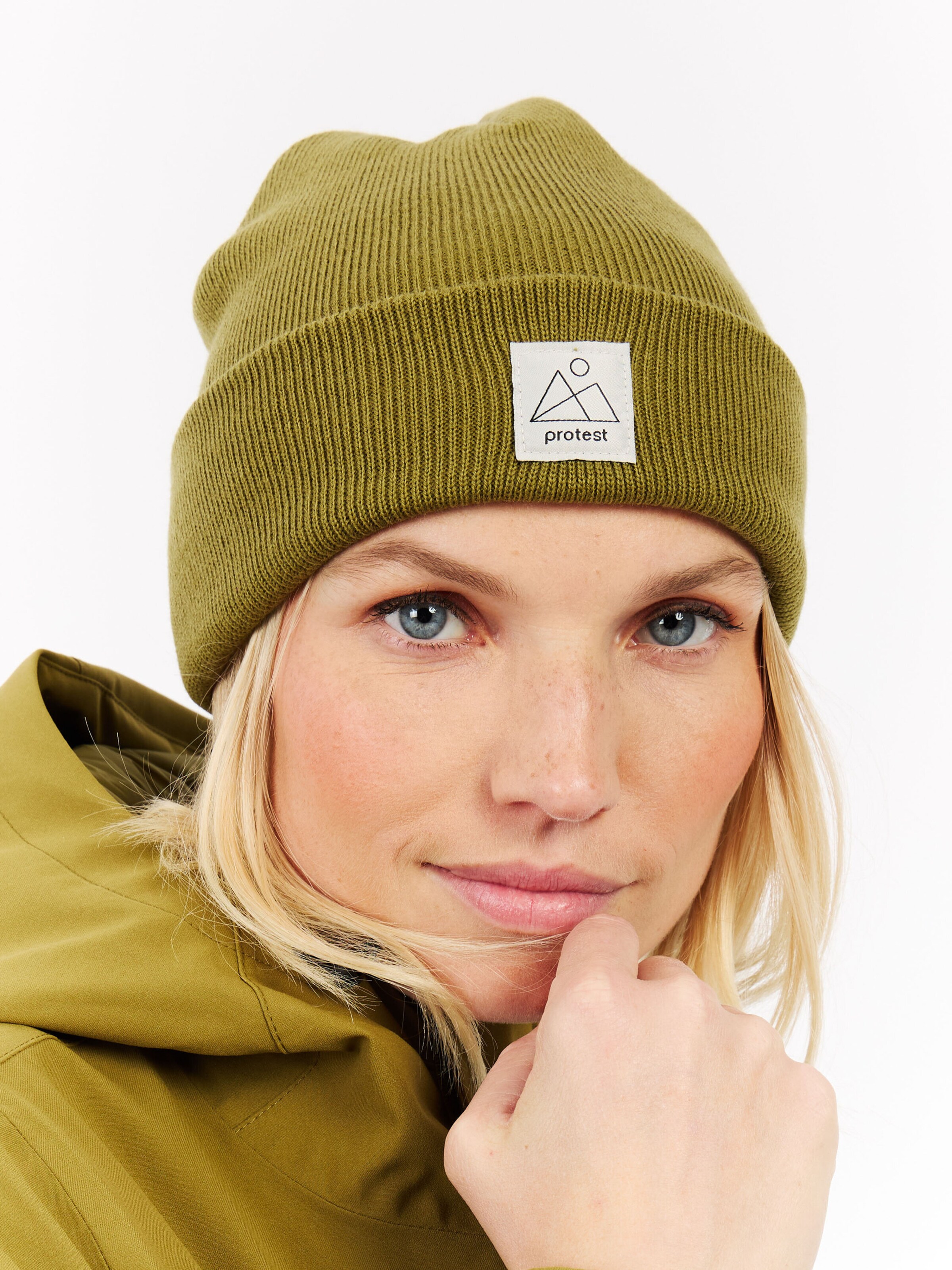 PROTEST Mütze 'PRTPri'‌‌‌‌ in Grün