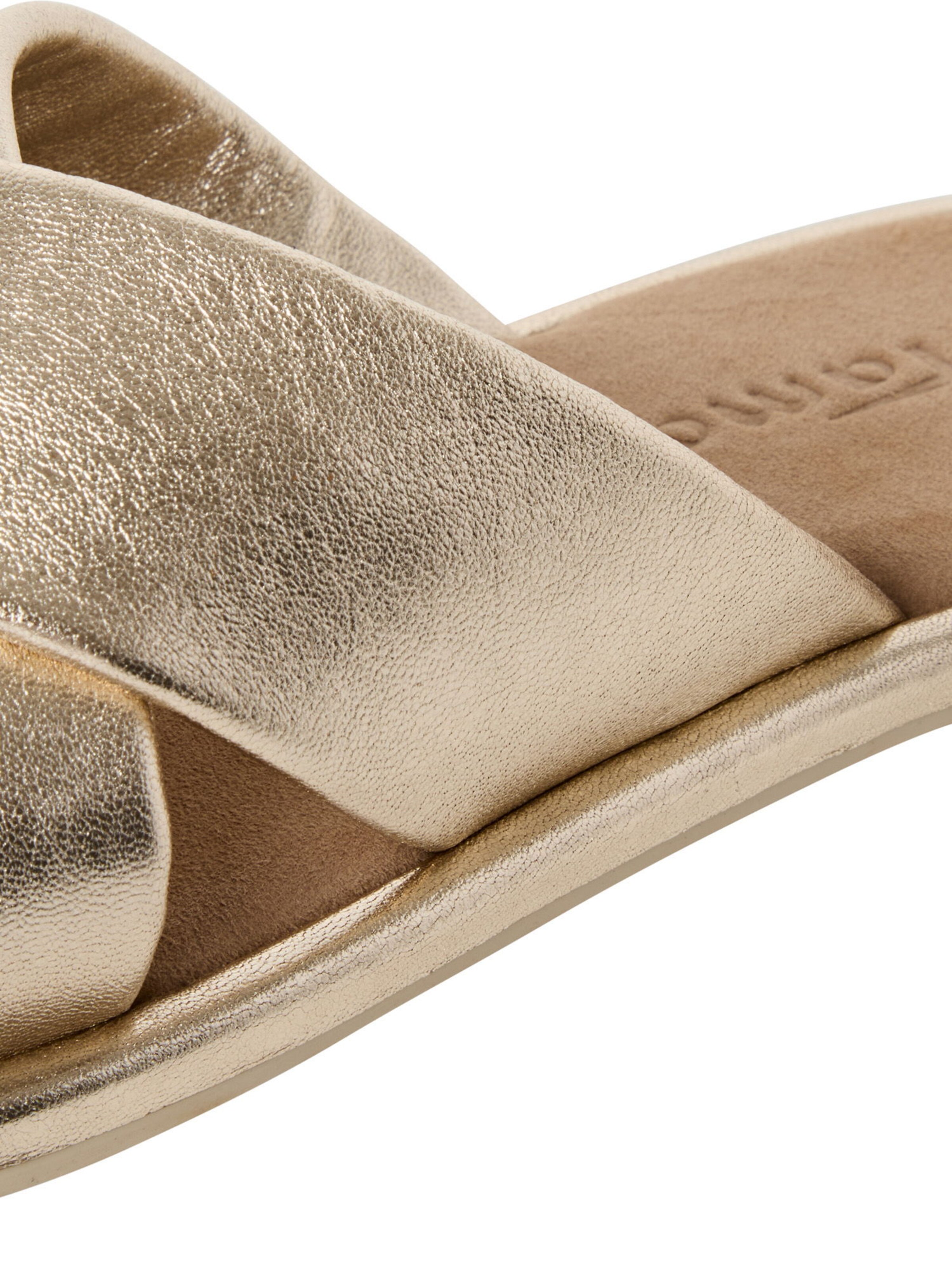 Tamaris Mule in Gold