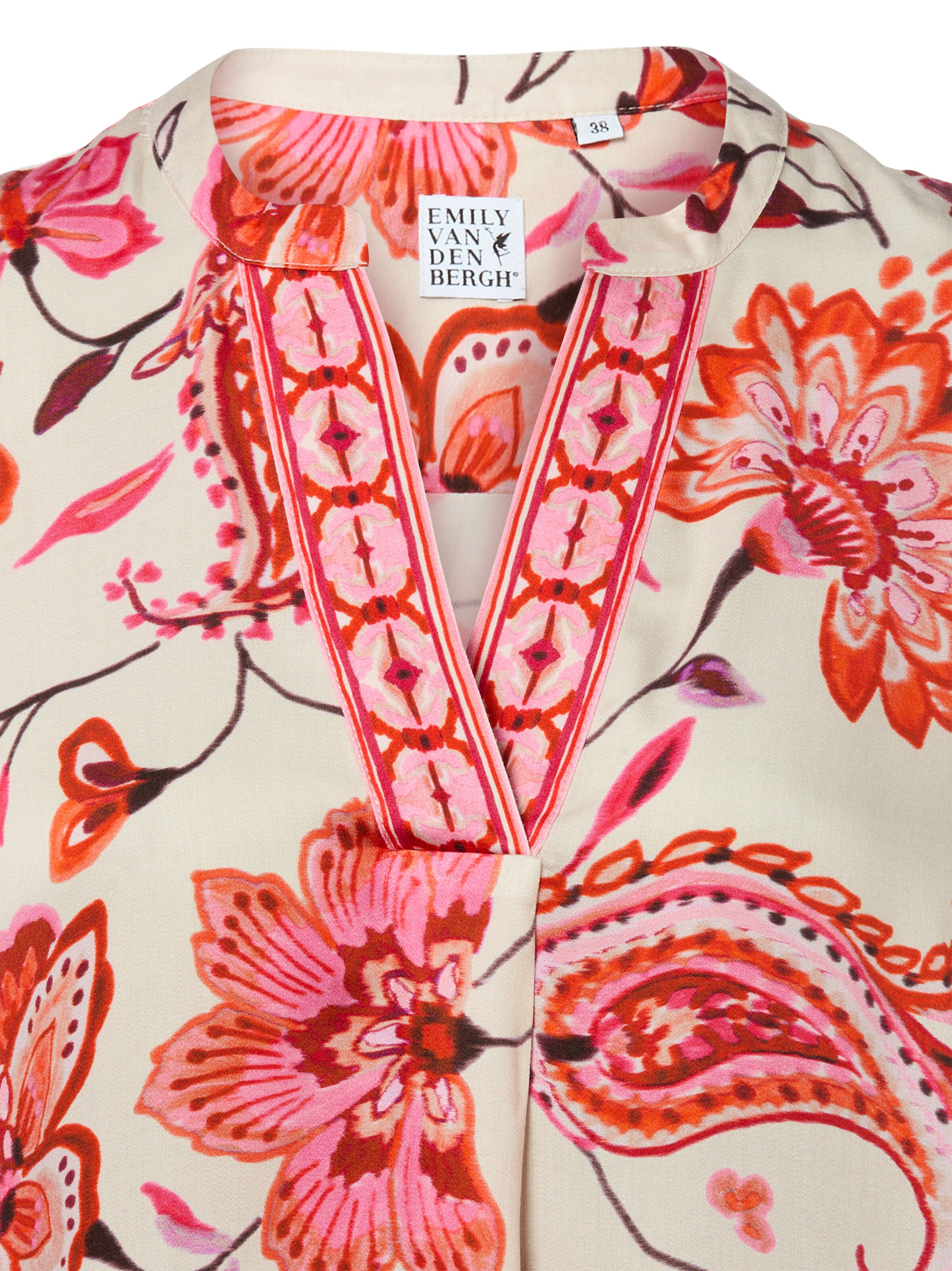 Emily Van Den Bergh Bluse in Beige