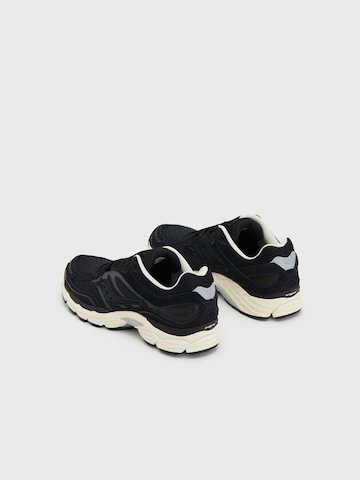 Chaussure de course 'PROGRID OMNI 9' saucony en noir