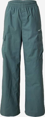 Pantalon cargo 'Essential' Nike Sportswear en vert : devant