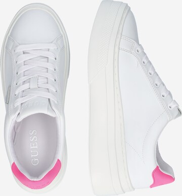 Baskets basses 'AMERA' GUESS en blanc