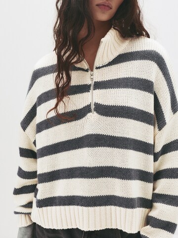 Pull&Bear Tröja i beige