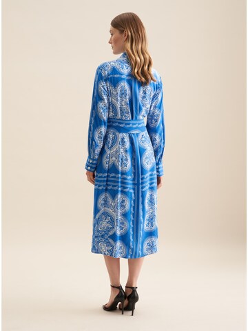 Robe 'Schwarze Rose' SEIDENSTICKER en bleu