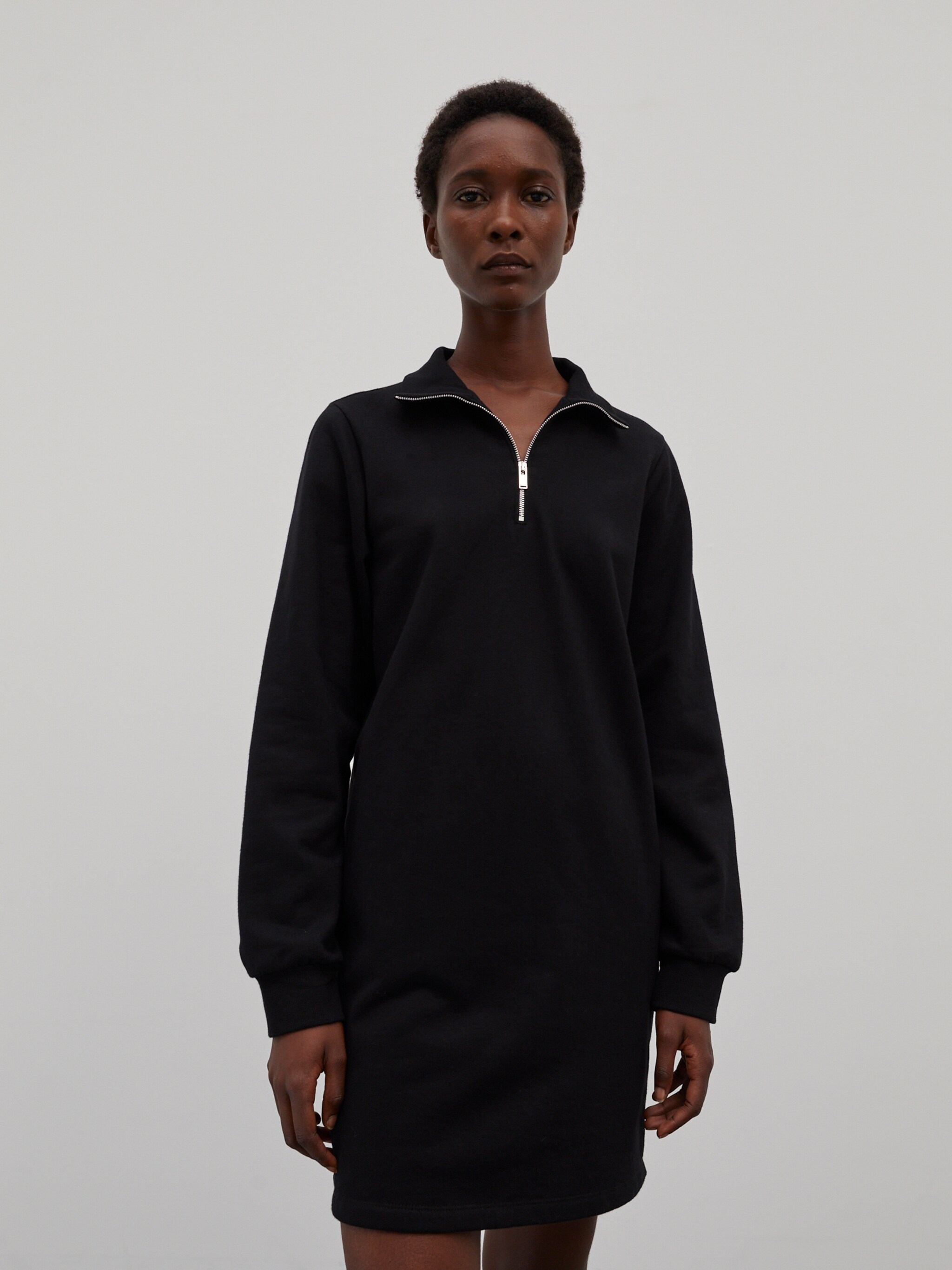 EDITED Produits Robe 'Glennis' noir