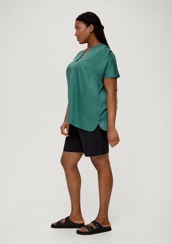 TRIANGLE Blouse in Green
