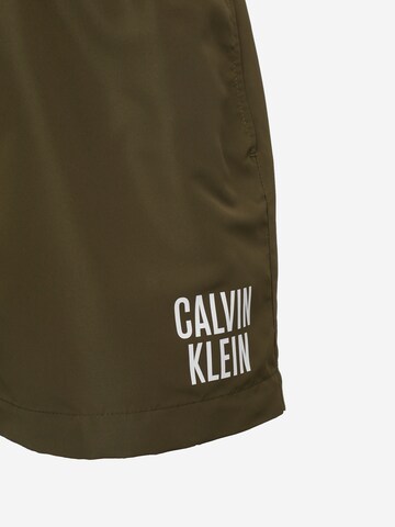 Shorts de bain Calvin Klein Swimwear en vert