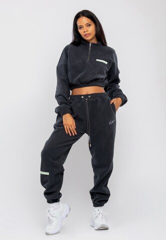 Tom Barron Tracksuit in Grey: front