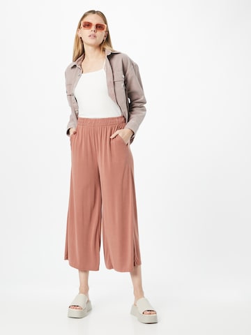 Wide leg Pantaloni di Urban Classics in marrone