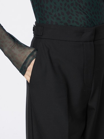 Riani Wide leg Trousers with creases in Black