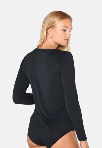 Maglietta intima di CC DK in nero: dietro