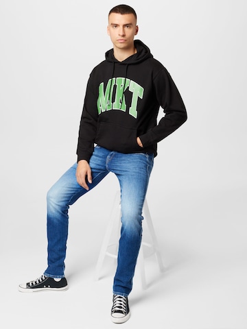 MARKETSweater majica - crna boja