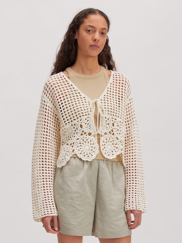 EDITEDKardigan 'Jean' - bež boja: prednji dio