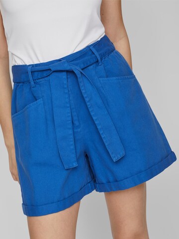 VILA Regular Shorts 'LINDAS' in Blau