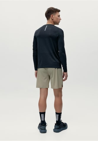 T-Shirt 'Kilux' Born Living Yoga en gris