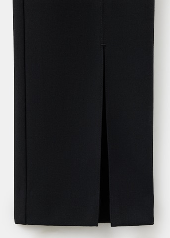MANGO Skinny Trousers 'POCKET' in Black: front
