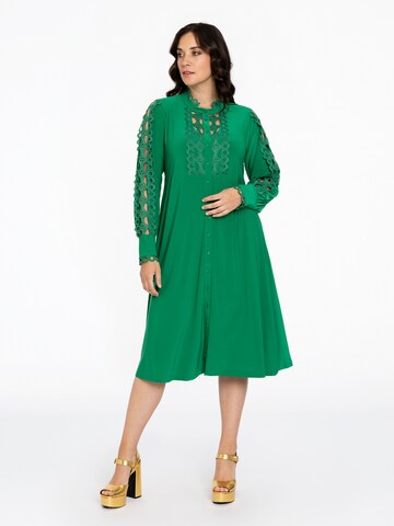 Robe Yoek en vert