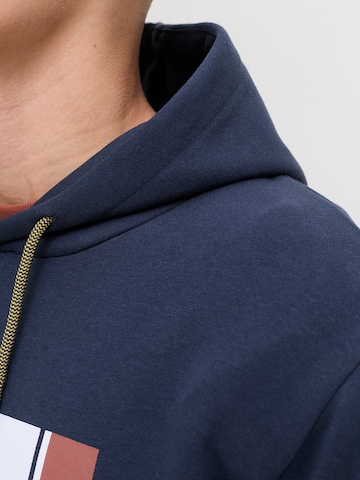 JACK & JONES - Sweatshirt 'JJHAYATO' em azul