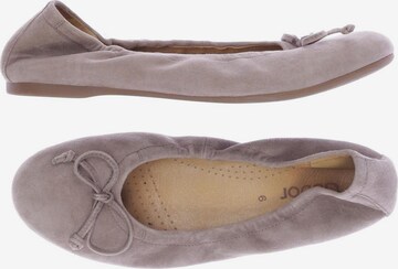 GABOR Flats & Loafers in 39 in Beige: front