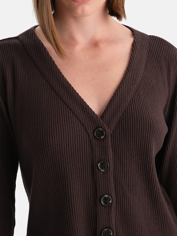 Dagi Tričko - Hnedá