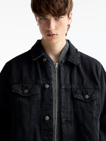Giacca di mezza stagione di Pull&Bear in nero