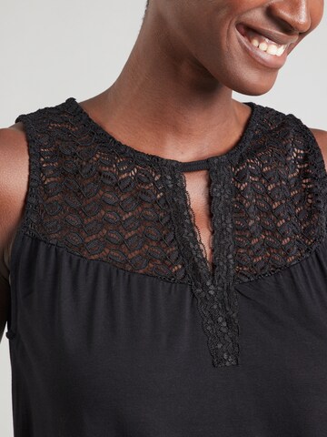 ABOUT YOU Top 'Giselle' in Black