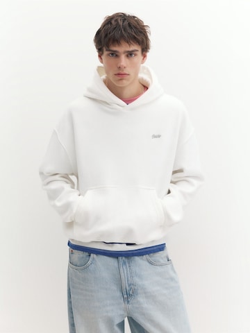 Pull&Bear Sweatshirt 'STWD' in Wit: voorkant
