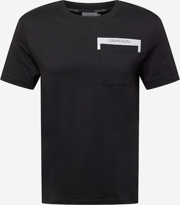 Tricou de la Calvin Klein pe negru: față