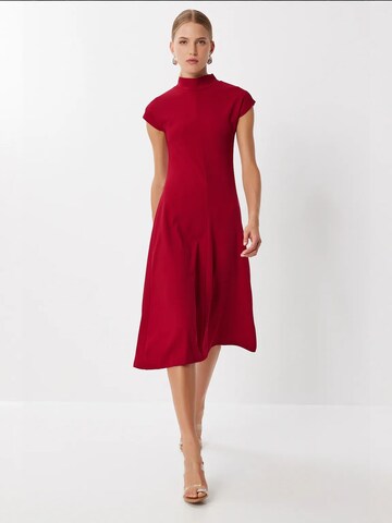 Happiness İstanbul - Vestido em vermelho