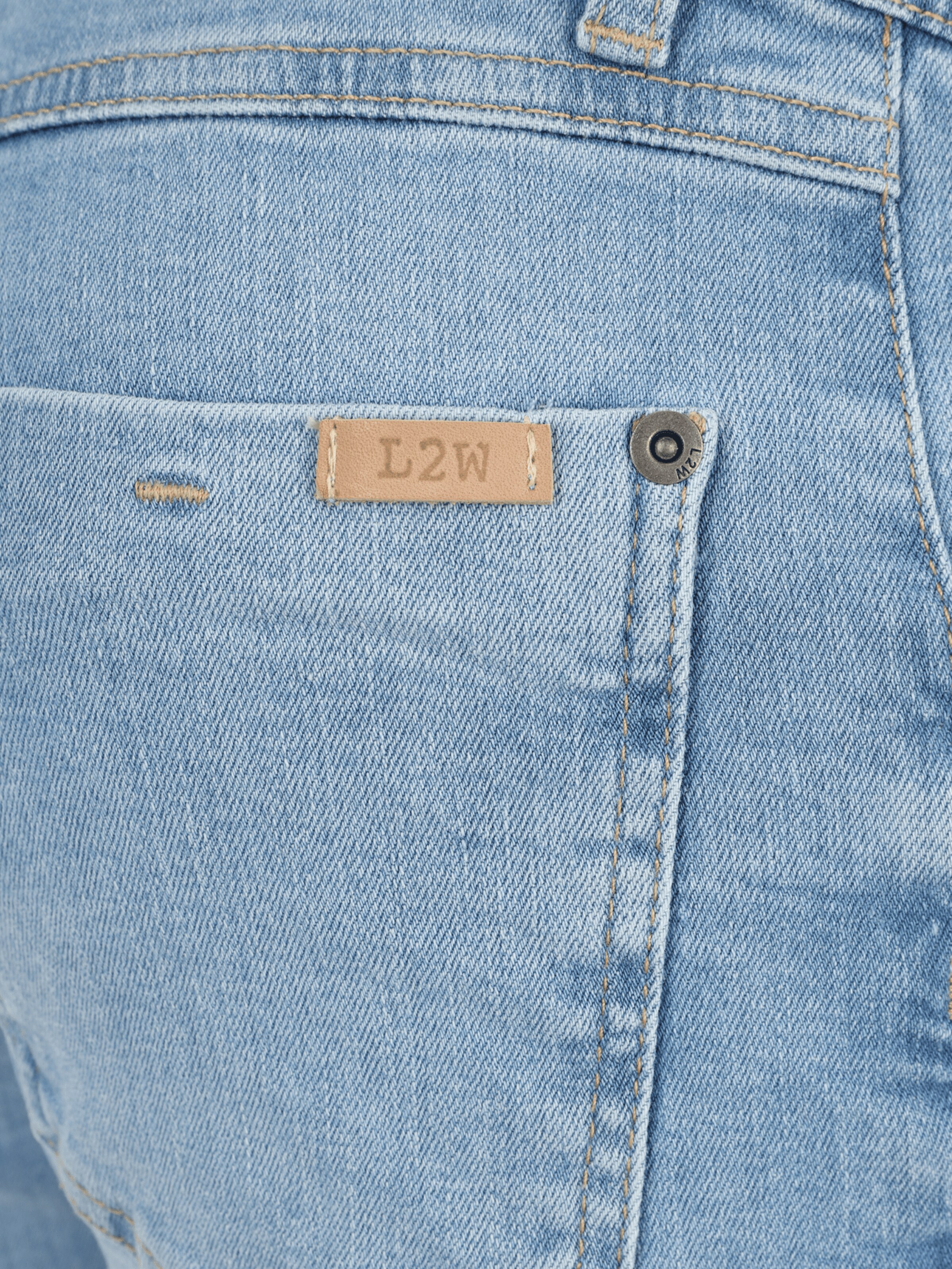 LOVE2WAIT Regular Farkut värissä sininen