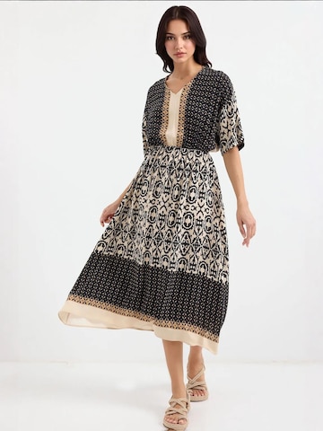 Bigdart Kleid in Schwarz: Vorderseite