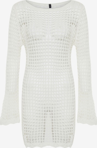 Trendyol Gebreide jurk in Beige: voorkant