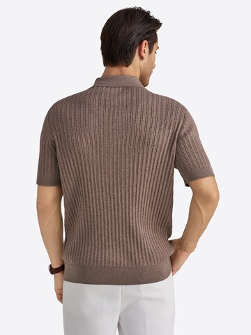 Vantory Sweater in Brown