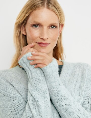 GERRY WEBER Knit Cardigan in Blue