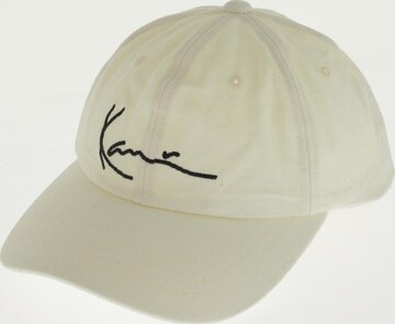 Karl Kani Hat & Cap in One size in White: front