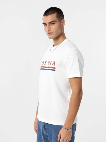 Cortera T-shirt 'Armando' i vit