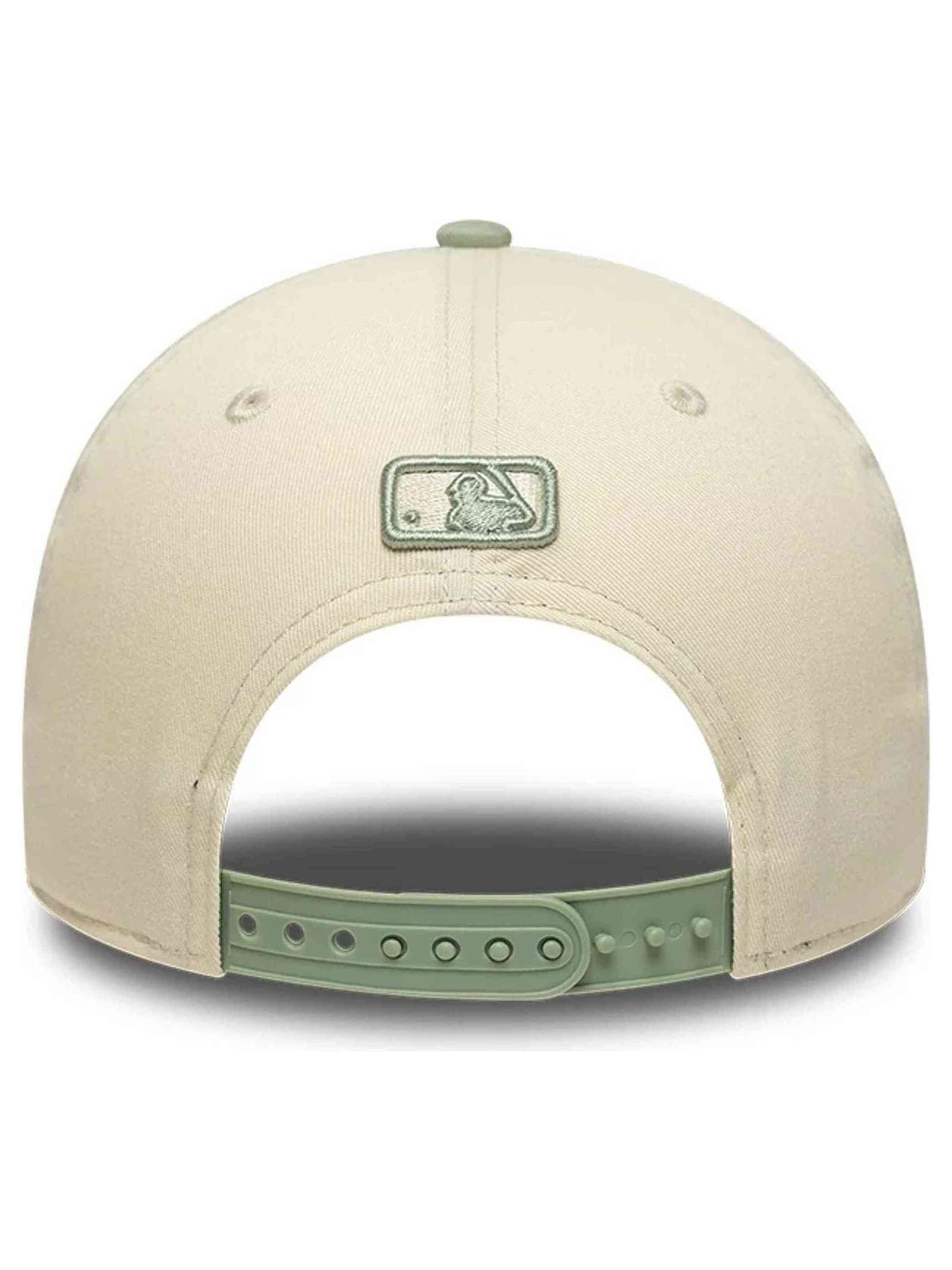 Cappello da baseball sportivo '60856244' di NEW ERA in verde