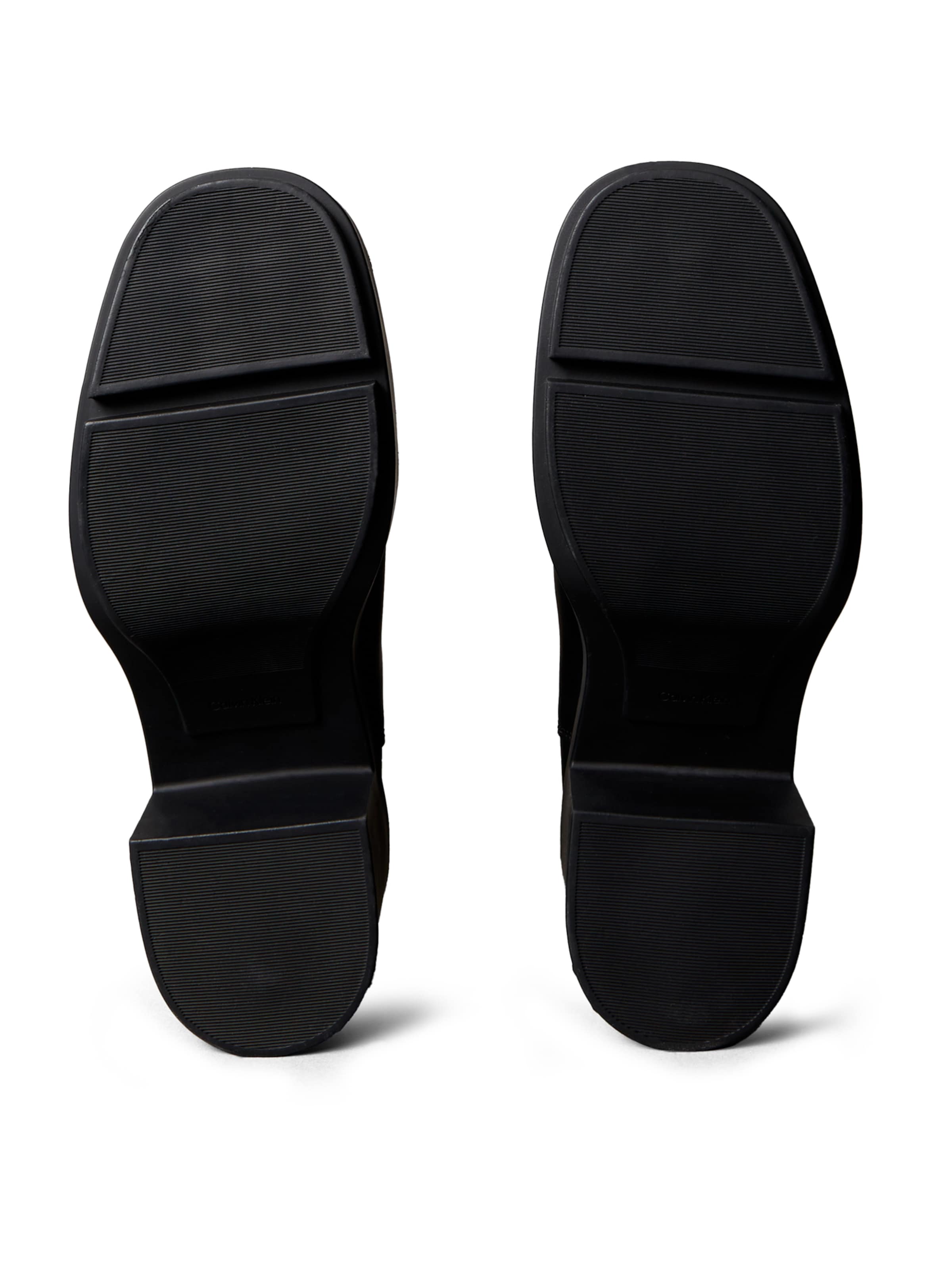 Calvin Klein Chelsea-saapad, värv must