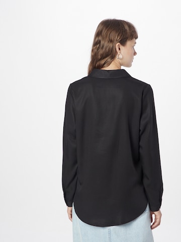 Camicia da donna 'TIRA' di VERO MODA in nero