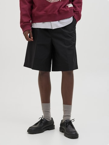 Loosefit Pantalon à pince JACK & JONES en noir : devant