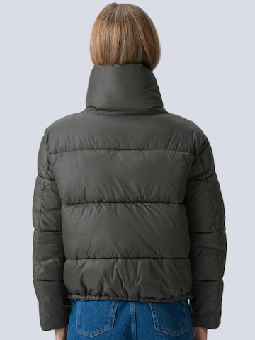 TEESHOPPEN Vinterjakke ' Short Puffer ' i grøn