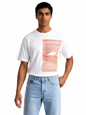 Perfect&Basic - Camiseta de fútbol 'Oversize Unisex - Wave Flock Tee' en naranja