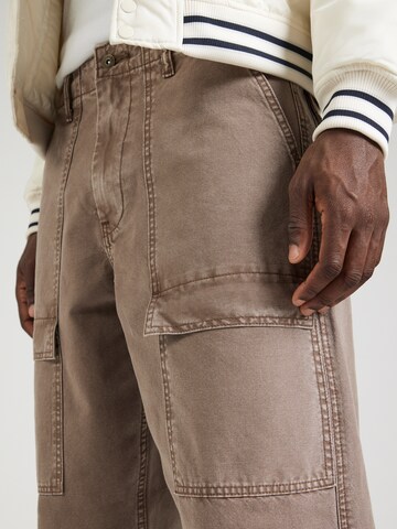 GAP Baggy Τζιν cargo σε καφέ